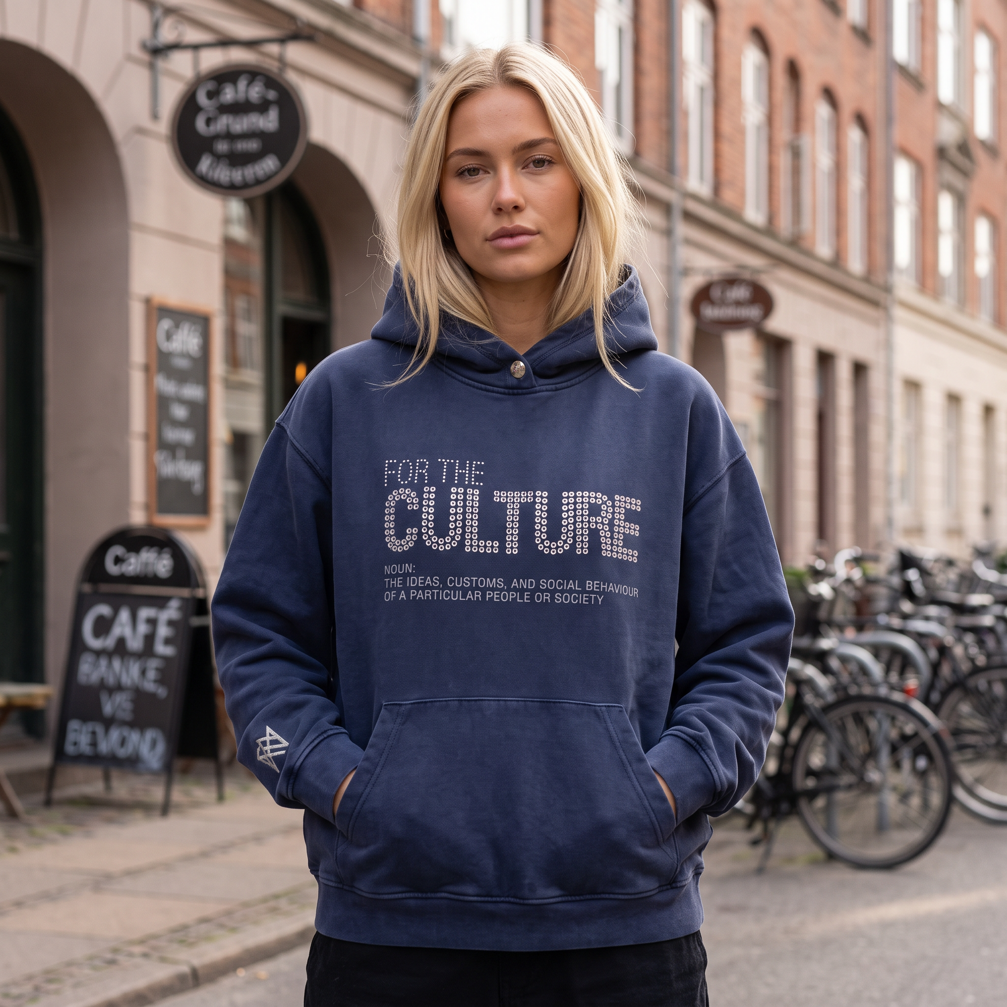Behagelig Hoodie med Hætte og Kængurulomme | Blød Bomuldsblanding & Afslappet Pasform | Komfort til Hverdagen